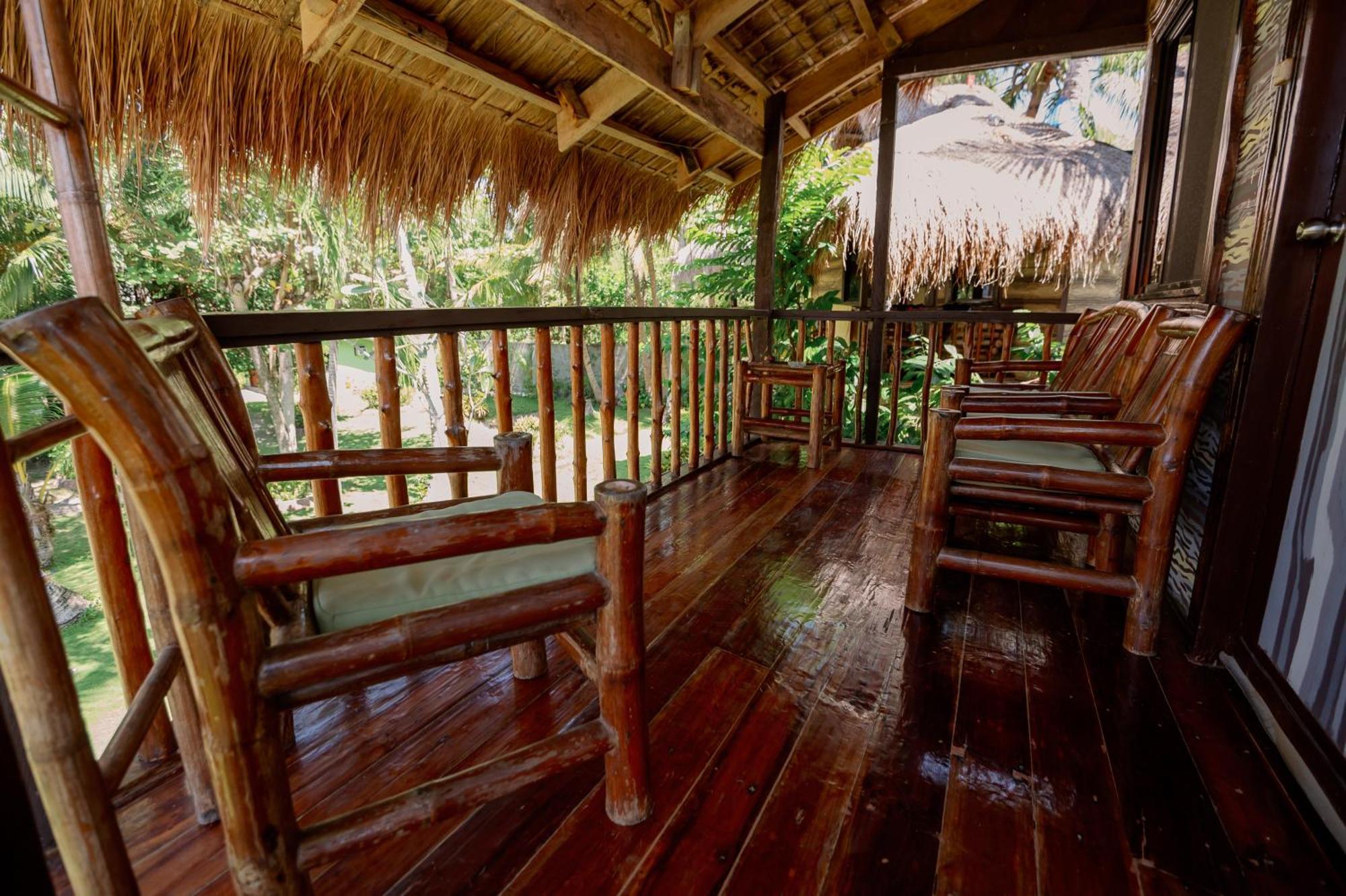 Polaris Beach And Dive Resort Inc Loon Ngoại thất bức ảnh