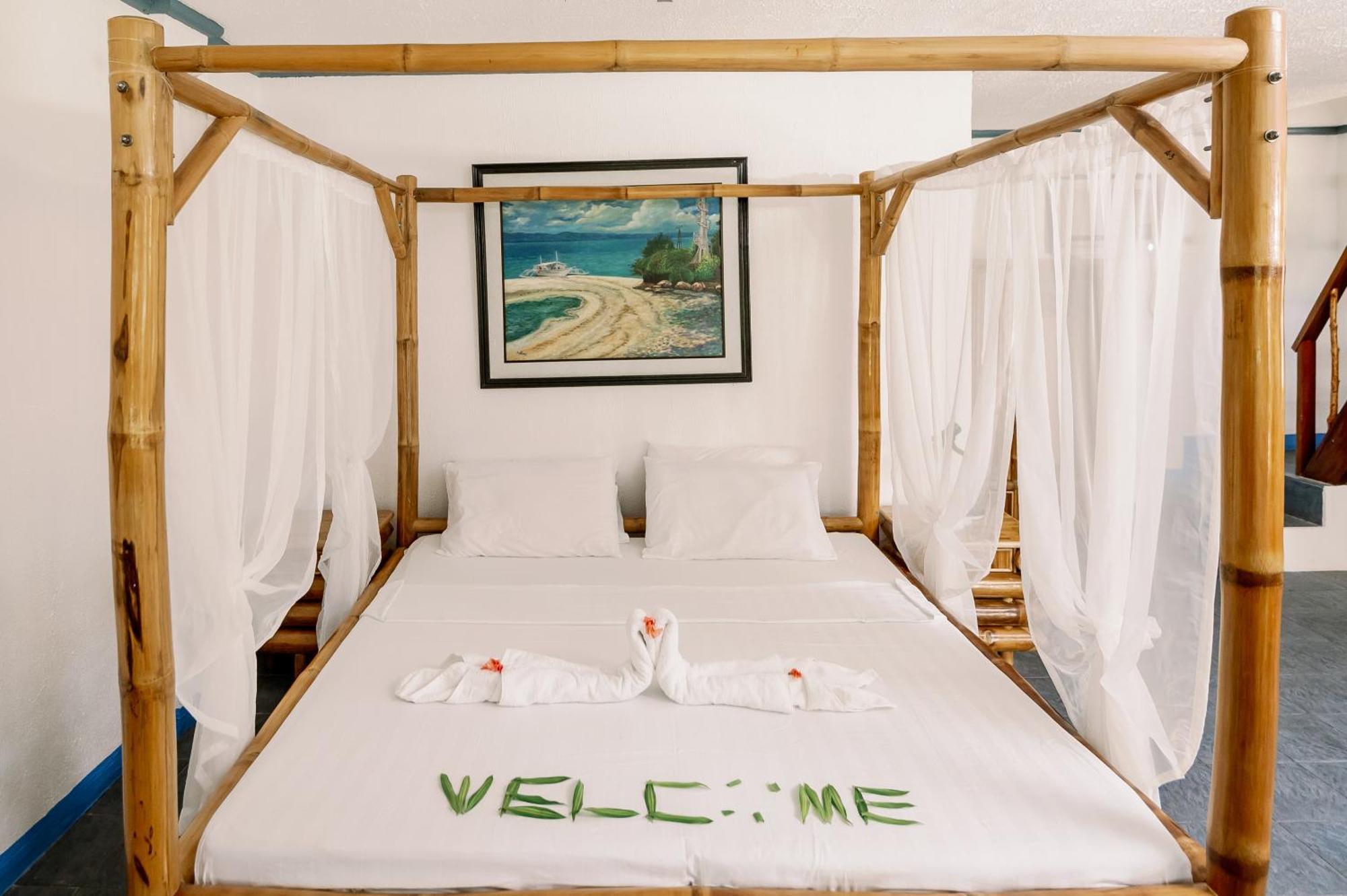 Polaris Beach And Dive Resort Inc Loon Ngoại thất bức ảnh
