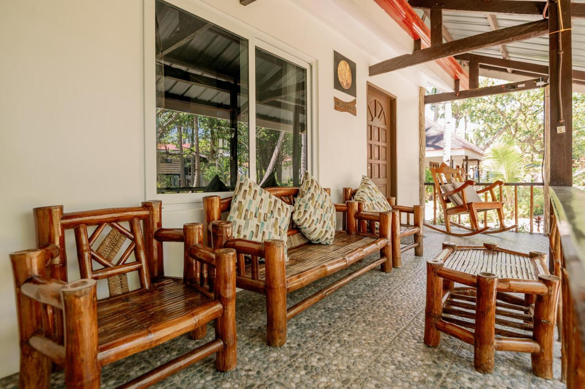 Polaris Beach And Dive Resort Inc Loon Ngoại thất bức ảnh