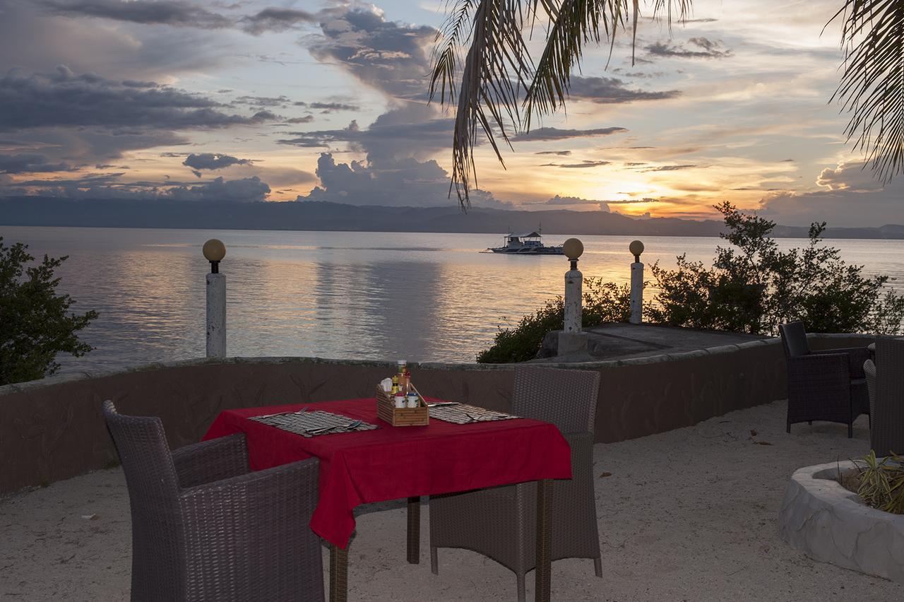 Polaris Beach And Dive Resort Inc Loon Ngoại thất bức ảnh